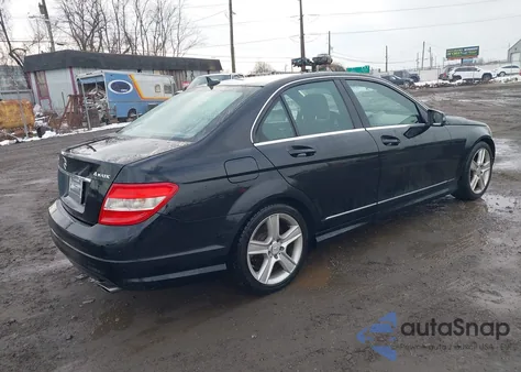 2010 Mercedes-Benz C 300 Sport 4Matic из США, поврежденный, VIN WDDGF8BB4AR089861